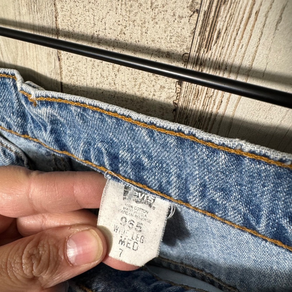 Vintage 90s Levis Denim Jean Mom‎ Short High Waist USA White Tab Womens Size 7 - Picture 5 of 6